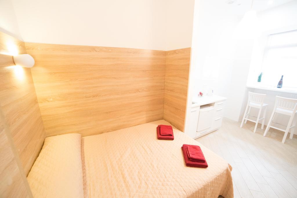 Apartment On Filatova 10/1 Львов Экстерьер фото